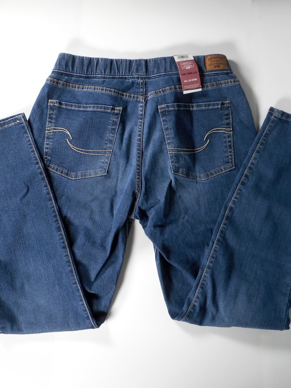 NWT Signature Levi Strauss Sz 10M Blue Denim Pull-On Skinny Jeans 30x30